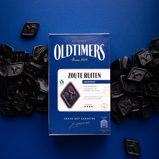 Oldtimers Zoute Ruiten, klassieke mildzoute drop met stevige bite en pure dropsmaak.